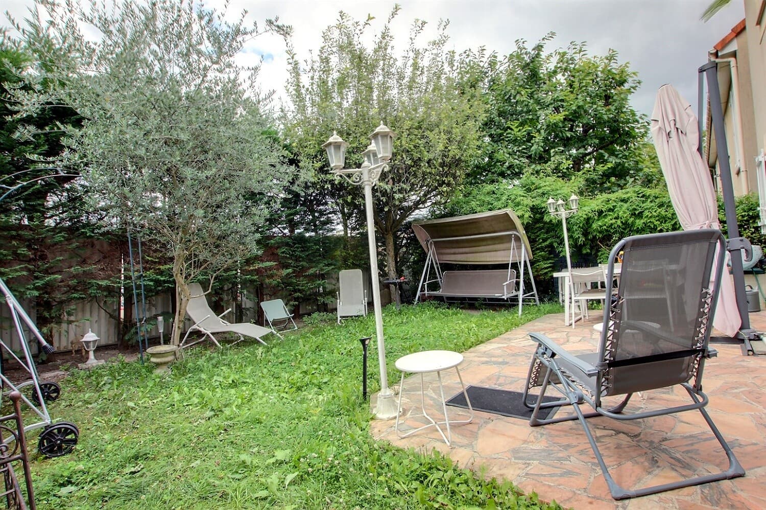 Maison de 120 m² avec jardin — photo 2