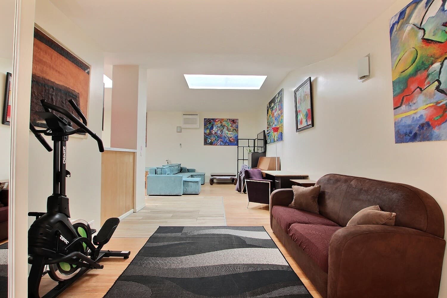Maison-loft de 302 m² — trois entrées indépendantes — photo 8