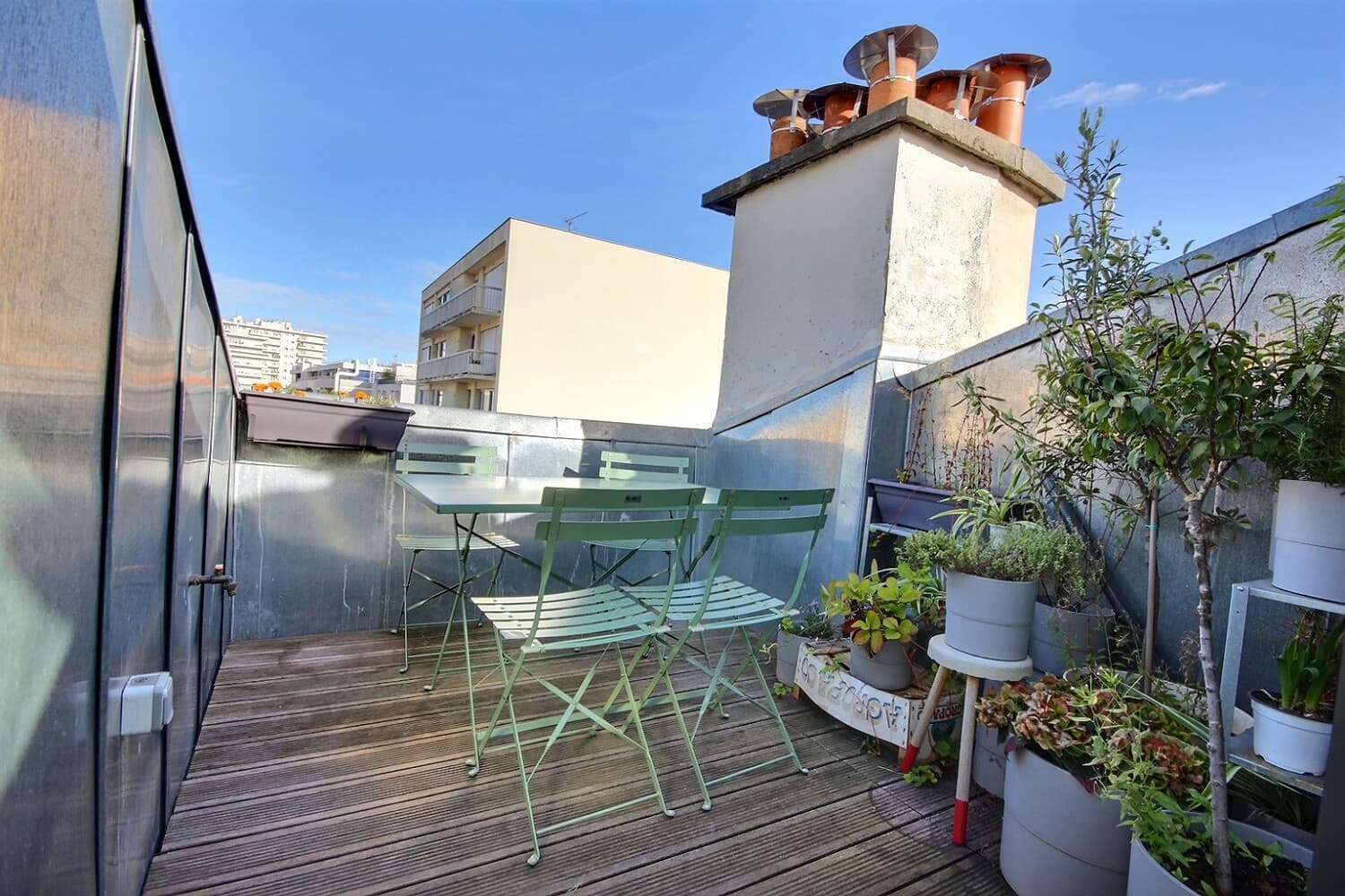 3 pièces de 110 m² — Pantin