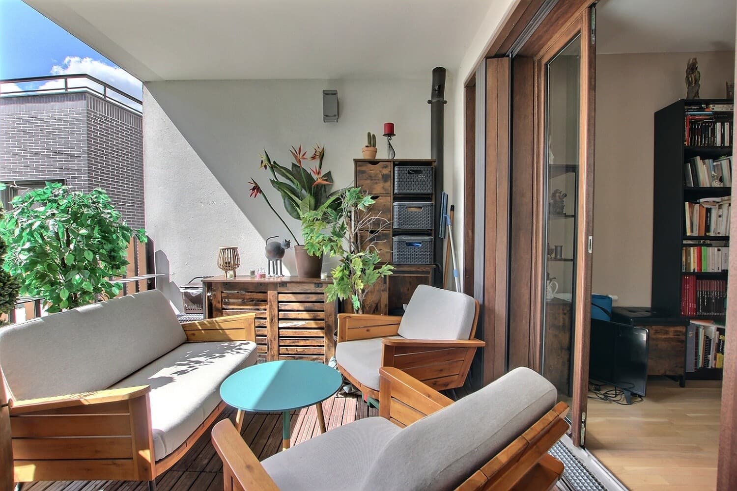 2 pièces de 38 m² avec terrasse — Pantin