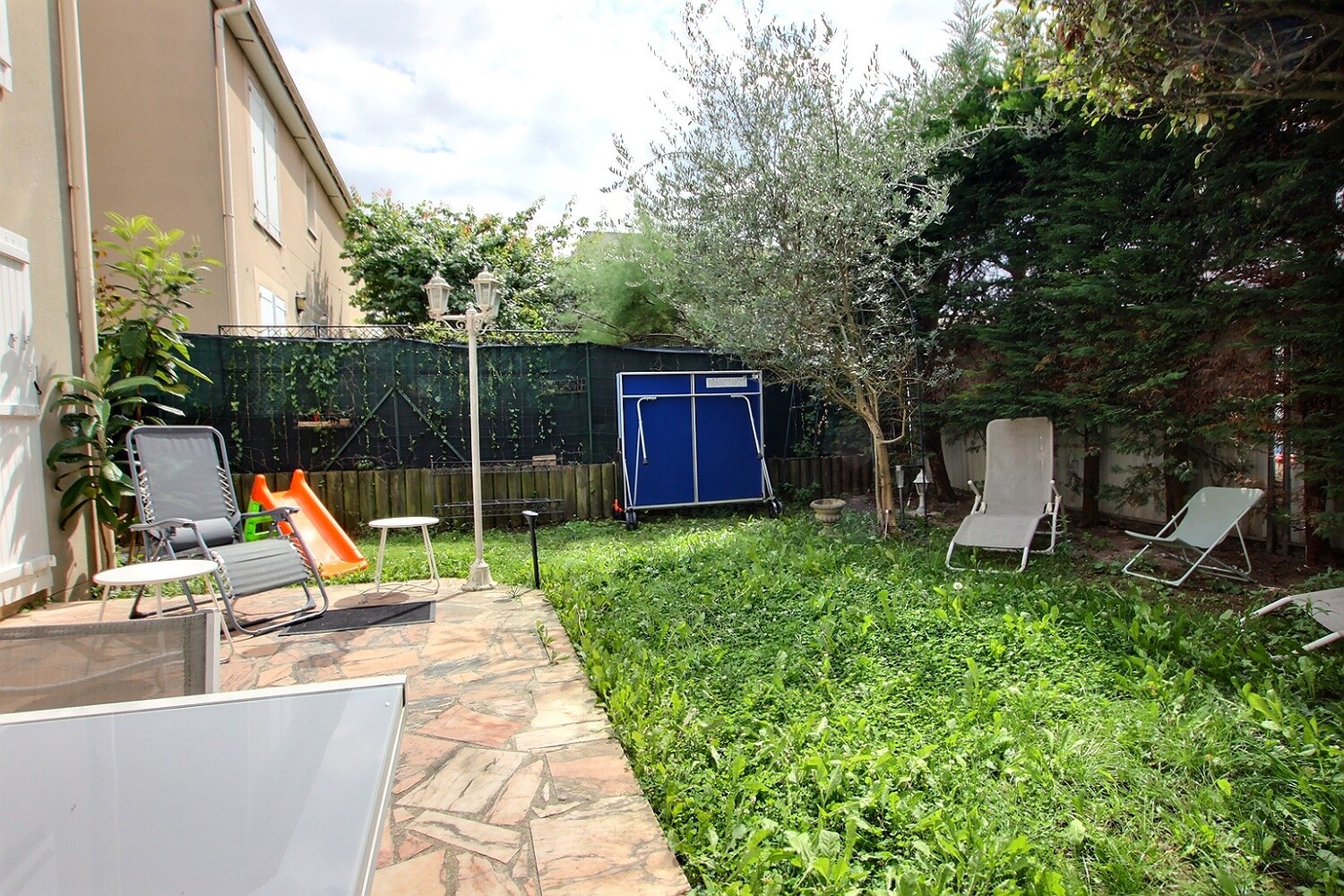 Maison 5 pièces 120 m² · à Pantin · 120 m² · 884 000 €